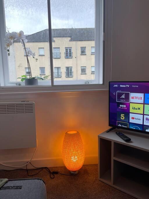 Modern 2 Bedroom City Apartment Glasgow Exterior photo